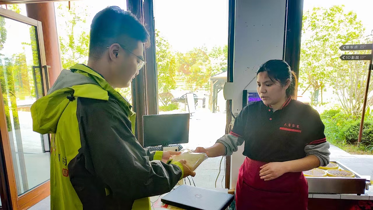 ce5c6ac168ff124ccc37952506f95be.jpg ce5c6ac168ff124ccc37952506f95be.jpg