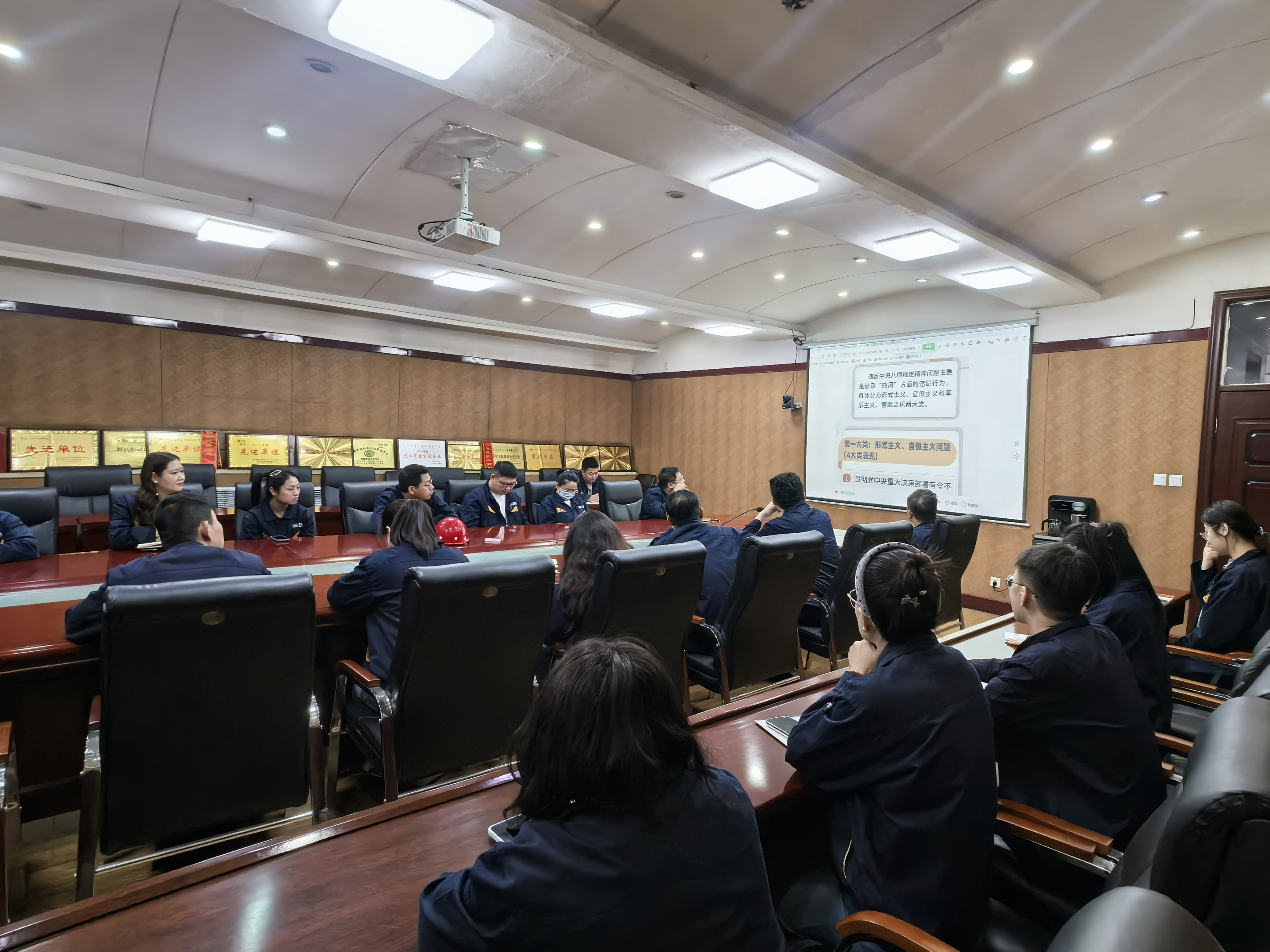 Ô˶¯ÏÖ³¡.jpg Ô˶¯ÏÖ³¡.jpg