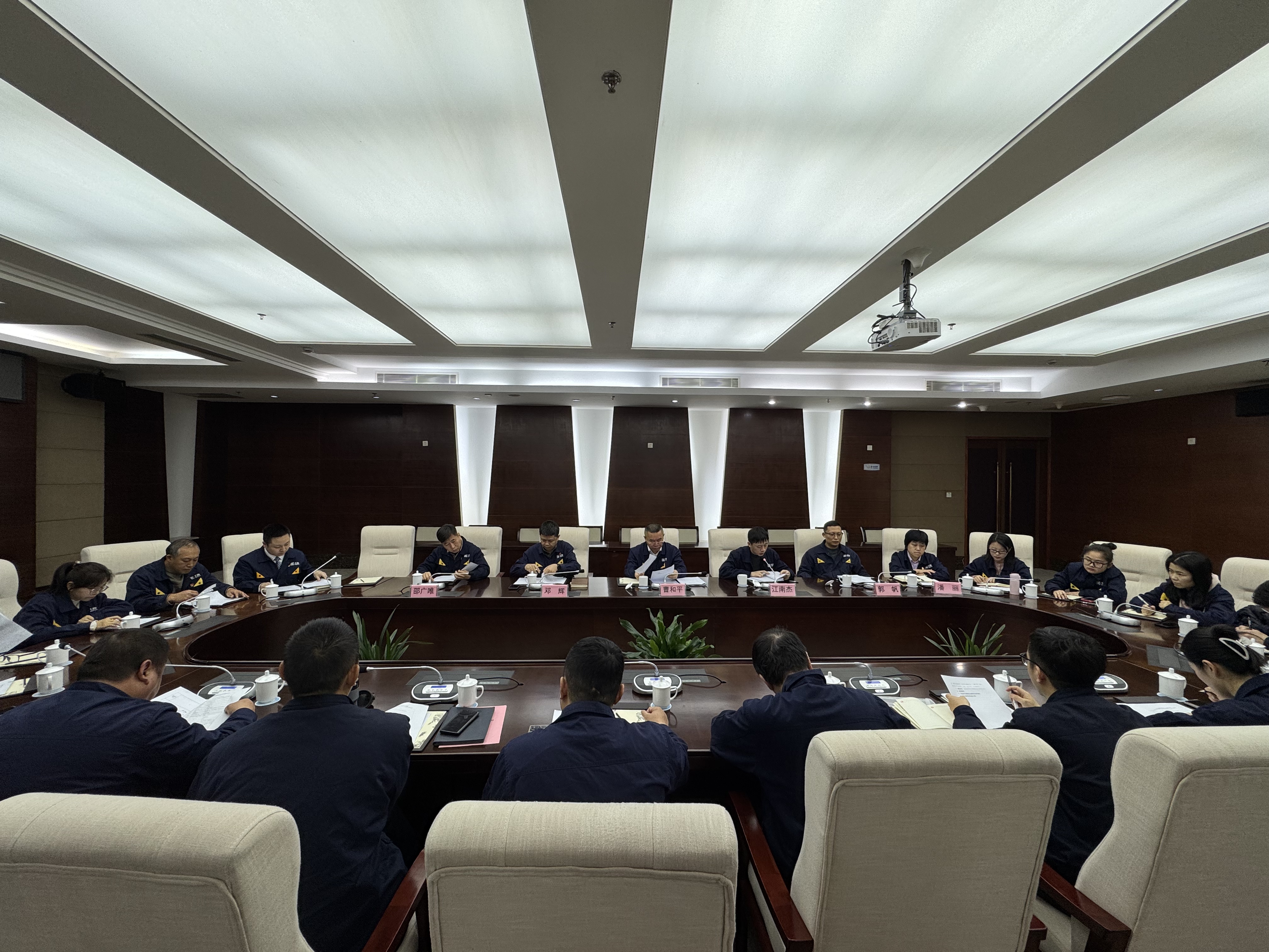 ¾Û»áÏÖ³¡.jpg ¾Û»áÏÖ³¡.jpg